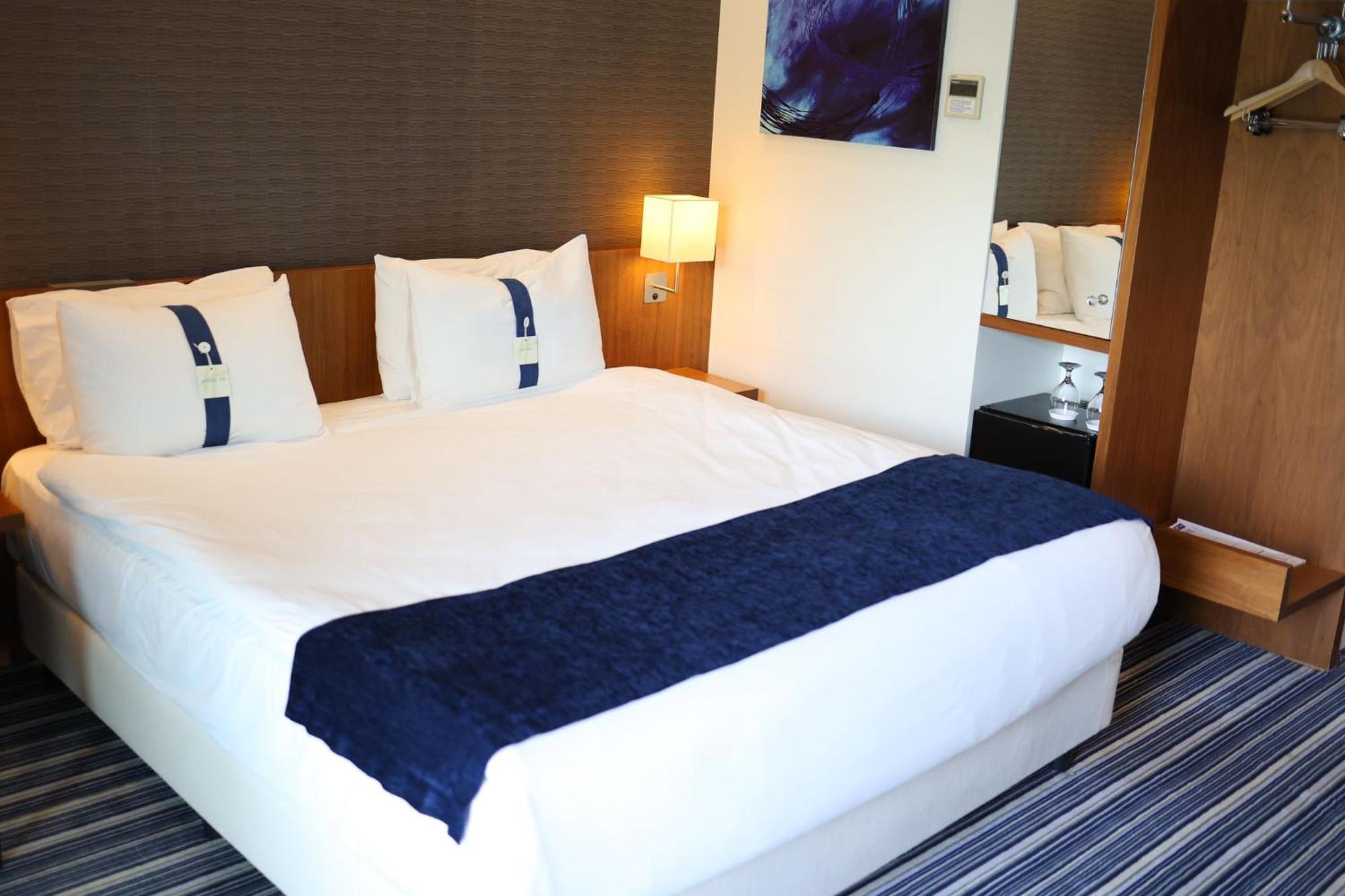 Holiday Inn Express Manisa-West By Ihg Экстерьер фото